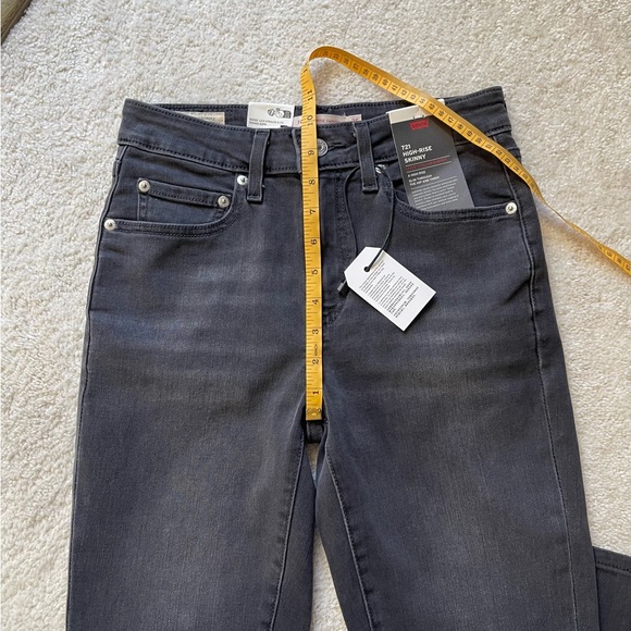 NWT Levi's Premium 721 High Rise Skinny Studded Embellished Jeans Size 26/28 - Picture 11 of 14